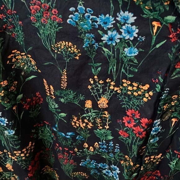 Bar III: slim fit stretch Blue long sleeve button down with floral pattern- L - Picture 3 of 16